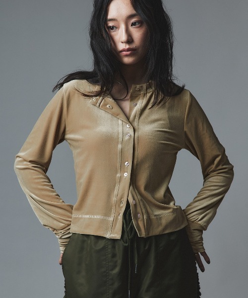 W:Huku(フーク)の「ベロア コンパクト カーディガン / Velour Compact Cardigan(Tシャツ/カットソー・レディース・ブラック/ブラウン/ベージュ/ネイビー・FREE)」の9枚目の写真