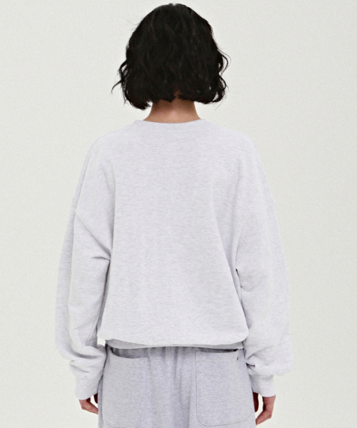 NICK&NICOLE（ニックアンドニコール）の「BUTTERFLY BOLD TWINKLE SWEATSHIRT_MELANGE SILVER（スウェット・レディース・その他・FREE）」の3枚目の写真