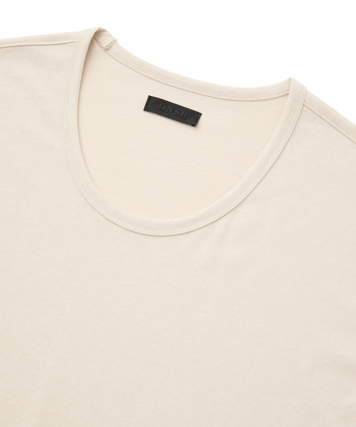 DNSR(ディーエヌエスアール)の「シルケットUネックハーフスリーブベージュ(Tシャツ/カットソー・メンズ・その他・MEDIUM/LARGE/X-LARGE)」の5枚目の写真
