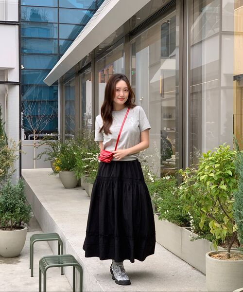 MOAA(モア)の「ソフトフレアロングスカート(ブラック)(スカート・レディース・その他・SMALL/MEDIUM)」の6枚目の写真