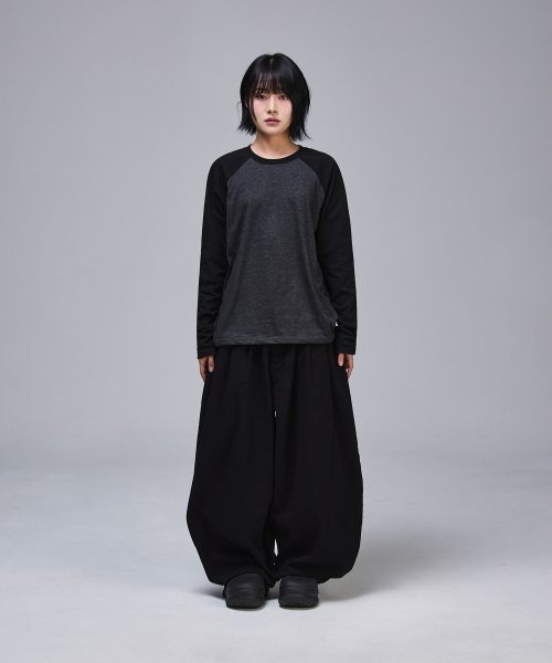 SCALLYWAG（スカリーワグ）の「クロップラグランロングスリーブ[ブラックチャコール]（Tシャツ/カットソー・レディース・その他・MEDIUM/LARGE）」の11枚目の写真