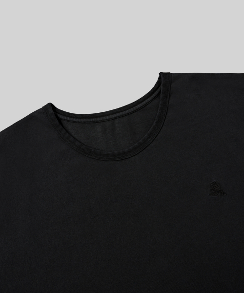 Verdnt（バーダント）の「オリジナルバードロゴ刺繍Tシャツ[ガーメントブラック]（Tシャツ/カットソー・レディース・ライトブラック・SMALL/MEDIUM/LARGE）」の5枚目の写真