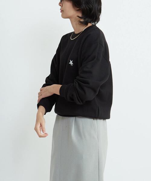 CONVERSE TOKYO(コンバーストウキョウ)の「HEART LOGO BACKPRINT SWEAT(スウェット・レディース・杢グレー/ブラック/ホワイト・FREE)」の17枚目の写真
