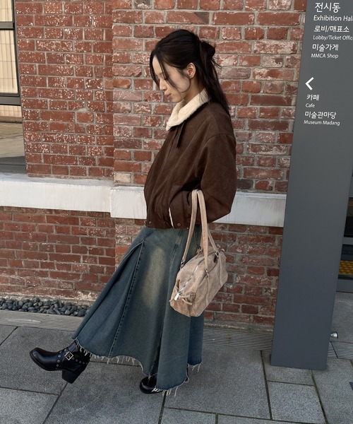 UNE MANSION（ユヌマンション）の「【ハイネック＆襟ありを楽しめる2way仕様】ふわふわインナームートンブルゾン/フライトジャケット（ブルゾン・レディース・ベージュ/ブラウン/キャメル・FREE）」の14枚目の写真