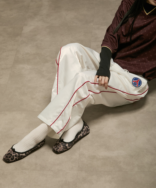 PARIS SAINT-GERMAIN（パリサンジェルマン）の「【Paris Saint-Germain / パリ・サン＝ジェルマン】JP Iconic Satin Pants（その他パンツ・メンズ・ホワイト/ネイビー・MEDIUM/LARGE）」の14枚目の写真