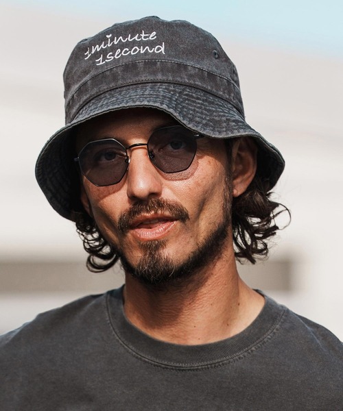 mko13285-cursive embroidery pigment bucket hat バケットハット