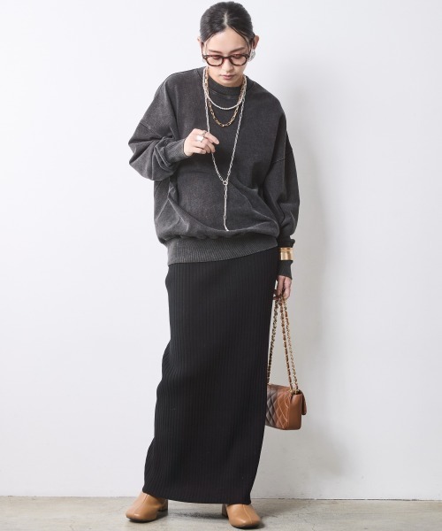 CHIC STYLE(シックスタイル)の「硫化染ビッグシルエットスウェット<大きいサイズ有>シックスタイル(スウェット・レディース・チャコール/グレー系・M/L/LL/3L/4L/5L)」の22枚目の写真