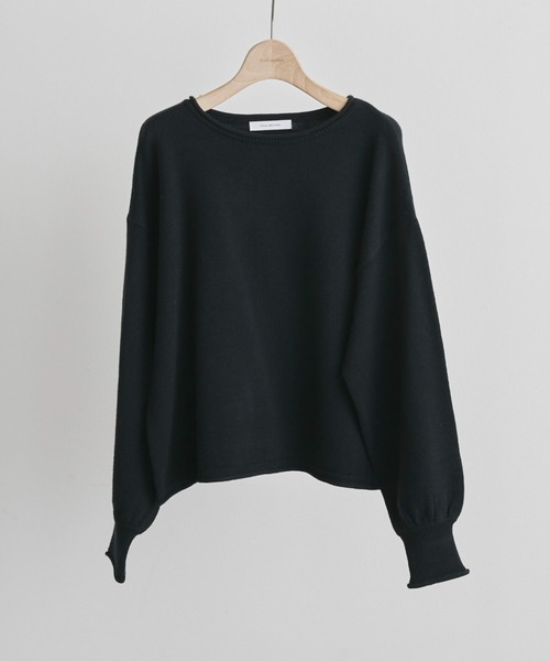 Doux archives（ドゥアルシーヴ）の「カーリングボートネックニットプルオーバー（ニット/セーター・レディース・シアン/グレイッシュベージュ/ブラック/グレー・FREE）」の2枚目の写真