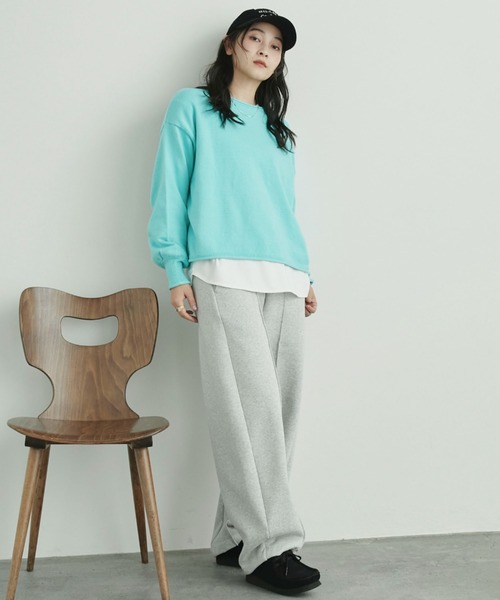 Doux archives（ドゥアルシーヴ）の「カーリングボートネックニットプルオーバー（ニット/セーター・レディース・シアン/グレイッシュベージュ/ブラック/グレー・FREE）」の16枚目の写真