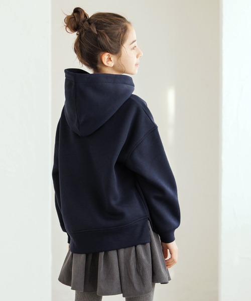 coca（coca）（コカ）の「【WEB限定セール】キッズ　親子お揃い裏起毛刺繍ロゴパーカー（パーカー・キッズ・ライトグレー/ネイビー・120/130/140/150）」の7枚目の写真