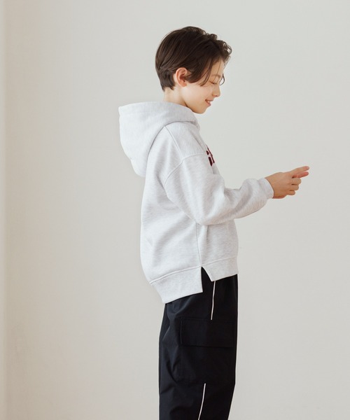 coca（coca）（コカ）の「【WEB限定セール】キッズ　親子お揃い裏起毛刺繍ロゴパーカー（パーカー・キッズ・ライトグレー/ネイビー・120/130/140/150）」の12枚目の写真