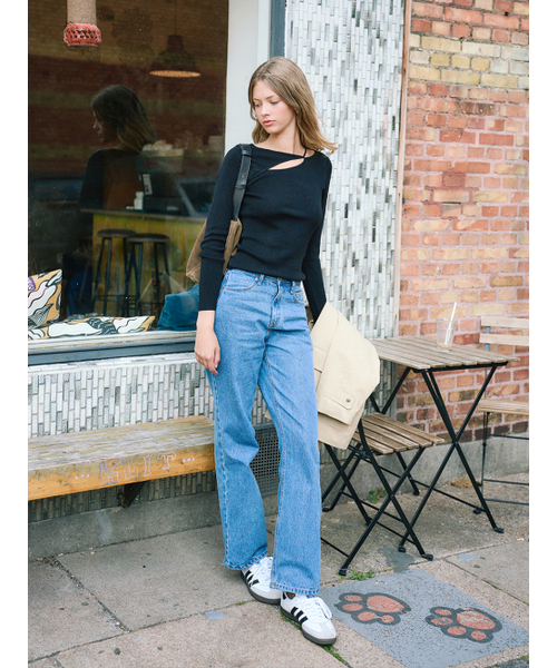 LANGNLU（ラングアンドルー）の「CHARLO Cut-Out Knit (Charlo)_BLACK（ニット/セーター・レディース・ブラック・FREE）」の5枚目の写真