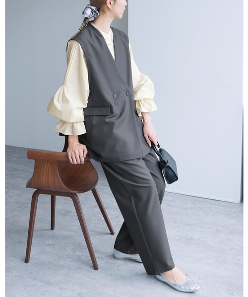 reca（レカ）の「ノーカラーベスト×カーブパンツ2点セット（スーツセット・レディース・グレー/ブラック・L/M）」の2枚目の写真