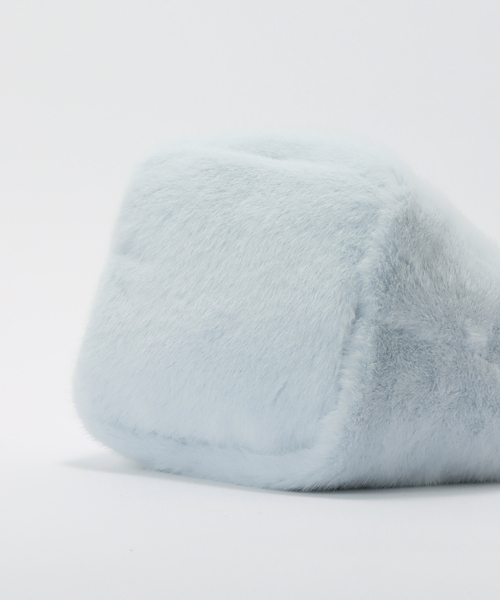 B.C STOCK(ベーセーストック)の「エコファーBAG(トートバッグ・レディース・ブラウン/サックスブルー/チョコ/アイボリー・FREE)」の15枚目の写真