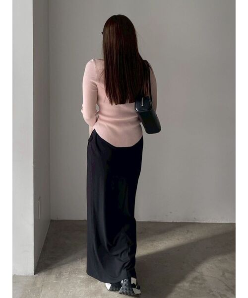 LAGUNAMOON(ラグナムーン)の「アシンメトリードレープフレアスリーブニット(ニット/セーター・レディース・アイボリー/ネイビー/ピンク・FREE)」の9枚目の写真