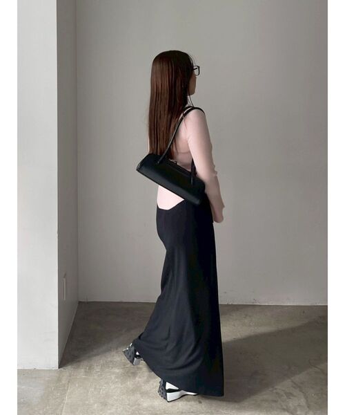 LAGUNAMOON(ラグナムーン)の「アシンメトリードレープフレアスリーブニット(ニット/セーター・レディース・アイボリー/ネイビー/ピンク・FREE)」の10枚目の写真