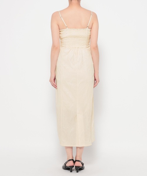 mysty woman（ミスティウーマン）の「フラワージャガードキャミワンピース 645143（ワンピース・レディース・アイボリー/ブラック・FREE）」の11枚目の写真