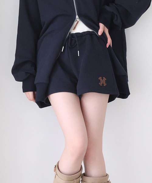 one after another NICE CLAUP(ワンアフターアナザーナイスクラップ)の「セットで着れる/カットショートパンツ(その他パンツ・レディース・ネイビー/杢グレー/アイボリー・FREE)」の1枚目の写真