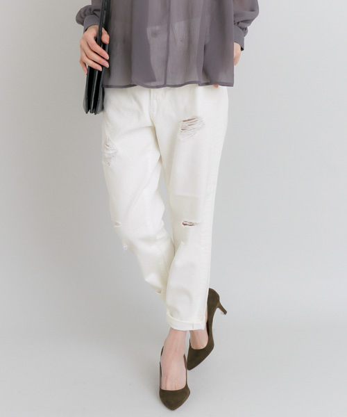 URBAN RESEARCH(アーバンリサーチ)の「UR クラッシュデニムパンツ(デニムパンツ・レディース・インディゴブルー/ホワイト・38/36)」の1枚目の写真