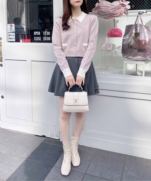 INGNI（イング）の「襟付配色金ボタンニットカーディガン（カーディガン/ボレロ・レディース・ネイビー系/グレー×ホワイト/ホワイト×ブラック/ピンク系2/ブラック×ホワイト・M）」の10枚目の写真