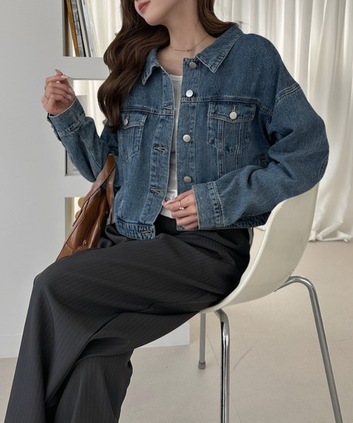 TREOVER(トレオーバー)の「バランス良く着こなせるショート丈デニムジャケット(デニムジャケット・レディース・ブルー/ブラック/ライトブルー・MEDIUM/LARGE)」の2枚目の写真