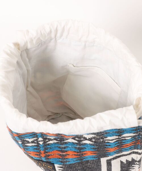 PENDLETON（ペンドルトン）の「【PENDLTON:ペンドルトン】PWM JQ Draw Pouch Chacoal/巾着バッグ（ハンドバッグ・レディース・ネイビー・FREE）」の3枚目の写真