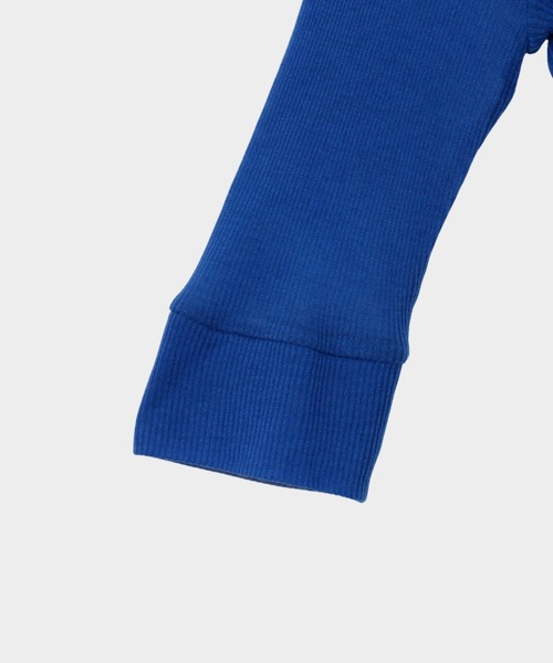 CINOH（チノ）の「SLIM SHEER HENLEY TOP（Tシャツ/カットソー・レディース・ブラック/ブルー/ホワイト・38）」の9枚目の写真