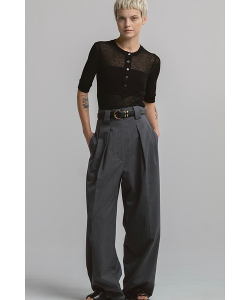 CINOH（チノ）の「SLIM SHEER HENLEY TOP（Tシャツ/カットソー・レディース・ブラック/ブルー/ホワイト・38）」の18枚目の写真