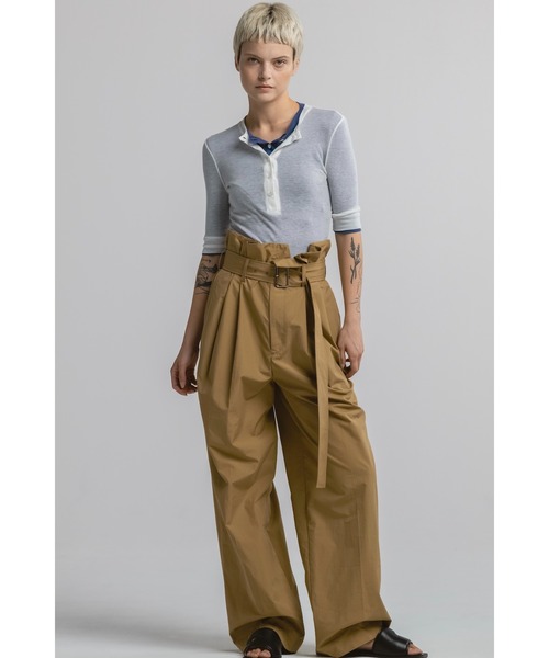 CINOH（チノ）の「SLIM SHEER HENLEY TOP（Tシャツ/カットソー・レディース・ブラック/ブルー/ホワイト・38）」の22枚目の写真