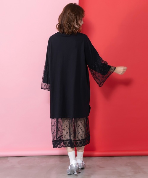 ScoLar(スカラー)の「161620:アート柄レース切替チュニック(チュニック・レディース・ブラック/ブルー・M)」の6枚目の写真