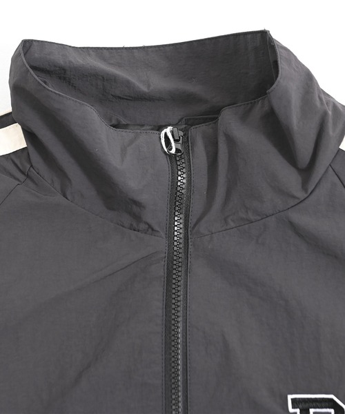 DISCUS（ディスカス）の「『DISCUS/ディスカス』脇ドロストナイロントラックブルゾン【Z】【Z】（ブルゾン・メンズ・アイボリー/ブラック・LL/M/L）」の6枚目の写真