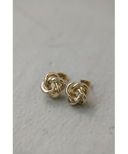 STYLEMIXER（スタイルミキサー）の「ノットモチーフピアス（ピアス（両耳用）・レディース・ゴールド/シルバー・FREE）」の6枚目の写真
