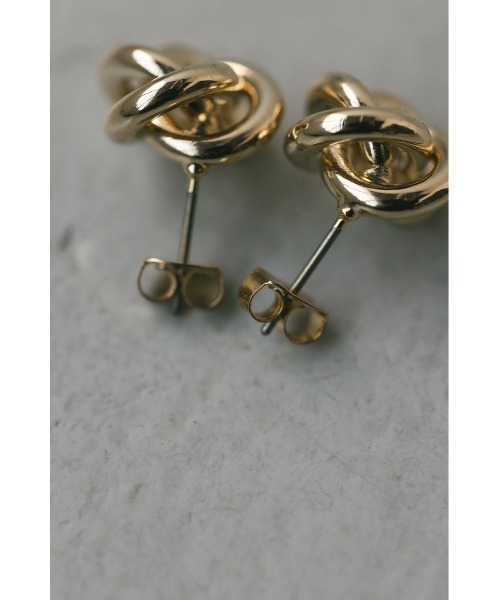 STYLEMIXER（スタイルミキサー）の「ノットモチーフピアス（ピアス（両耳用）・レディース・ゴールド/シルバー・FREE）」の10枚目の写真