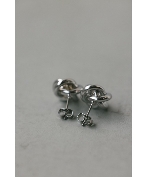 STYLEMIXER（スタイルミキサー）の「ノットモチーフピアス（ピアス（両耳用）・レディース・ゴールド/シルバー・FREE）」の18枚目の写真