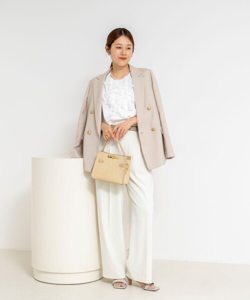 NOLLEY’S(ノーリーズ)の「ウォッシャブルオトナサテンラッフルブラウス(シャツ/ブラウス・レディース・ホワイト/ダークネイビー・38/36)」の3枚目の写真