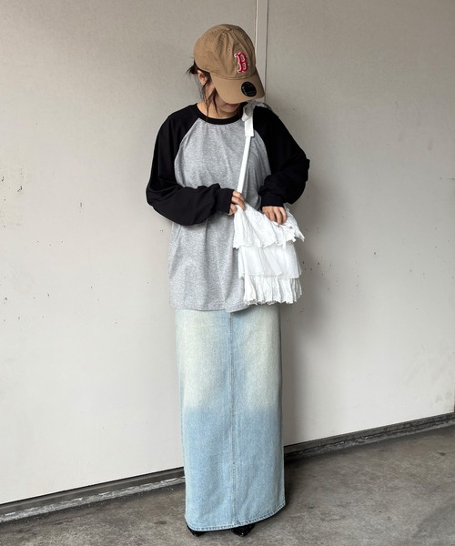 ISOOK(アイスー)の「【ISOOK / アイスー】オーバーサイズラグランTシャツ / ラグランスリーブ シンプルTシャツ ビッグシルエット ロンT 長袖 ルーズ 春トップス 春服 ZOZOTOWN限定(Tシャツ/カットソー・レディース・ネイビー/レッド/ブラック・FREE)」の12枚目の写真