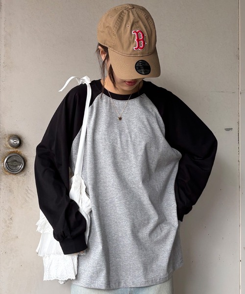 ISOOK(アイスー)の「【ISOOK / アイスー】オーバーサイズラグランTシャツ / ラグランスリーブ シンプルTシャツ ビッグシルエット ロンT 長袖 ルーズ 春トップス 春服 ZOZOTOWN限定(Tシャツ/カットソー・レディース・ネイビー/レッド/ブラック・FREE)」の10枚目の写真