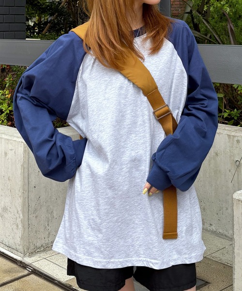 ISOOK(アイスー)の「【ISOOK / アイスー】オーバーサイズラグランTシャツ / ラグランスリーブ シンプルTシャツ ビッグシルエット ロンT 長袖 ルーズ 春トップス 春服 ZOZOTOWN限定(Tシャツ/カットソー・レディース・ネイビー/レッド/ブラック・FREE)」の21枚目の写真