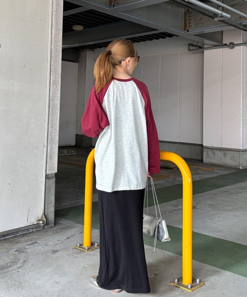 ISOOK(アイスー)の「【ISOOK / アイスー】オーバーサイズラグランTシャツ / ラグランスリーブ シンプルTシャツ ビッグシルエット ロンT 長袖 ルーズ 春トップス 春服 ZOZOTOWN限定(Tシャツ/カットソー・レディース・ネイビー/レッド/ブラック・FREE)」の20枚目の写真