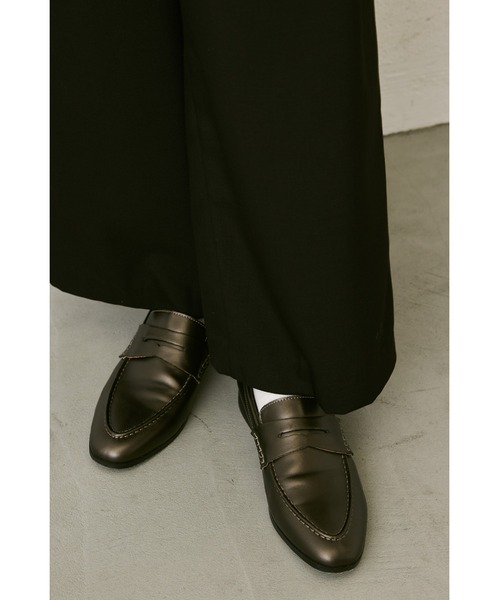 un/neu(アンノイ)の「ベーシックコインローファー / シンプルローファー(ローファー・レディース・カーキ/ブラウン・SMALL/MEDIUM/LARGE)」の11枚目の写真