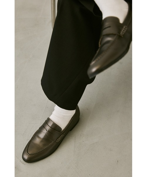 un/neu(アンノイ)の「ベーシックコインローファー / シンプルローファー(ローファー・レディース・カーキ/ブラウン・SMALL/MEDIUM/LARGE)」の10枚目の写真