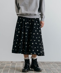 CREDONA（クレドナ）の「FLOWER EMBROIDERY SKIRT/フラワーエンブロイダリースカート（スカート）」