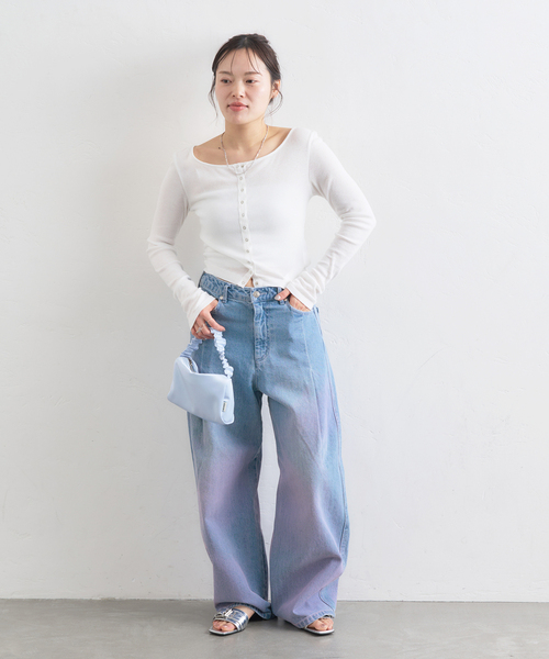 U by SPICK&SPAN（ユーバイスピックアンドスパン）の「ルーズタックバギーデニム（デニムパンツ・レディース・ブルー/サックスブルー・38/36/34）」の18枚目の写真