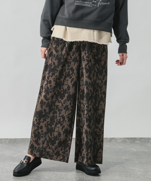 GLOBAL WORK（グローバルワーク）の「セルフカットプリーツパンツ/638599（その他パンツ・レディース・ブラック/ブラウン/オフホワイト/ダークグレー/ミント/ネイビー・LARGE/MEDIUM）」の7枚目の写真