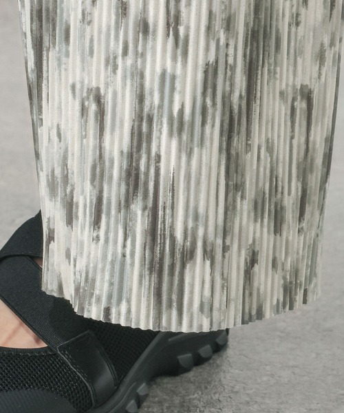 GLOBAL WORK（グローバルワーク）の「セルフカットプリーツパンツ/638599（その他パンツ・レディース・ブラック/ブラウン/オフホワイト/ダークグレー/ミント/ネイビー・LARGE/MEDIUM）」の22枚目の写真