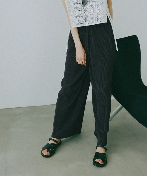 GLOBAL WORK（グローバルワーク）の「セルフカットプリーツパンツ/638599（その他パンツ・レディース・ブラック/ブラウン/オフホワイト/ダークグレー/ミント/ネイビー・LARGE/MEDIUM）」の10枚目の写真
