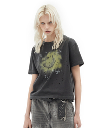 DEFGARMENTS（デフグラメンツ）の「SMILE DAMAGED T-SHIRTS [CHARCOAL]（Tシャツ/カットソー）」