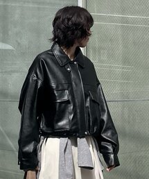 earthy（アーシー）の「【スタンドネック仕様に◎】2WAYカラー合皮ブルゾン（ブルゾン）」