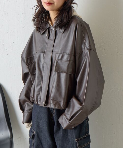 goocy（グーシー）の「【スタンドネック仕様に◎】2WAYカラー合皮ブルゾン（ブルゾン・レディース・ブラック/ブラウン・FREE）」の3枚目の写真