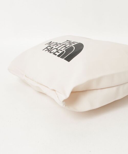 THE NORTH FACE(ザノースフェイス)の「THE NORTH FACE ザ・ノースフェイス LINDO SHOPPER BAG MINI ショッパーバッグ ミニトート サブバッグ(エコバッグ/サブバッグ・メンズ・ホワイト/ブラック・FREE)」の4枚目の写真